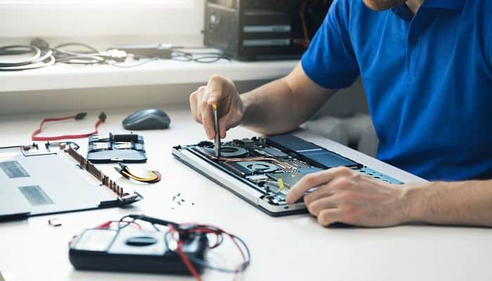 servicio-tecnico-de-reparacion-de-laptop-arequipa